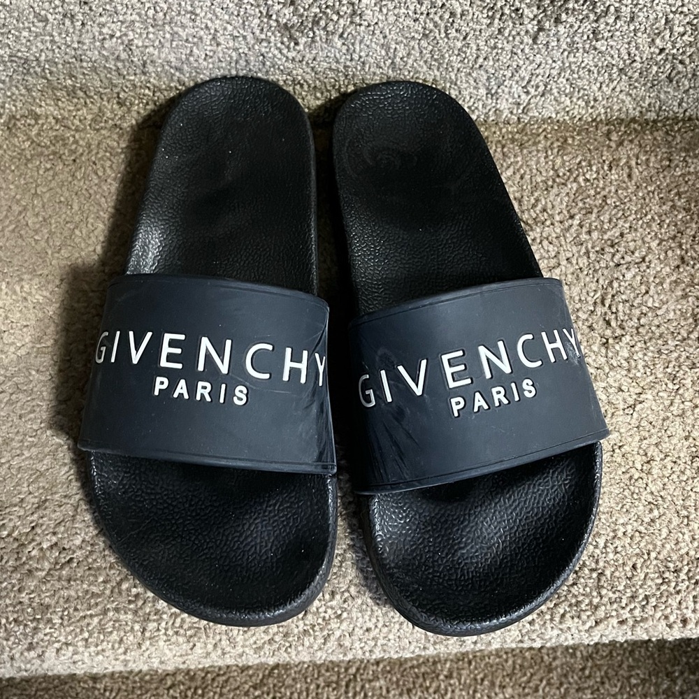 Givenchy Pool Slides EU 42/US 9